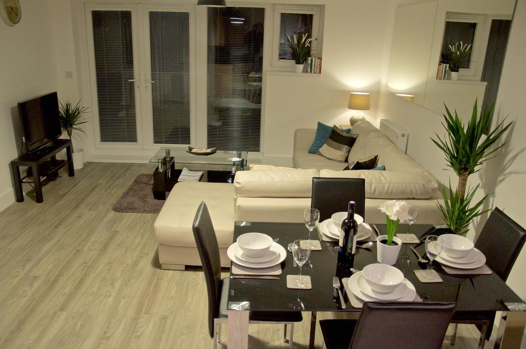 Traeth Bychan Apartment Λανέλι Εξωτερικό φωτογραφία