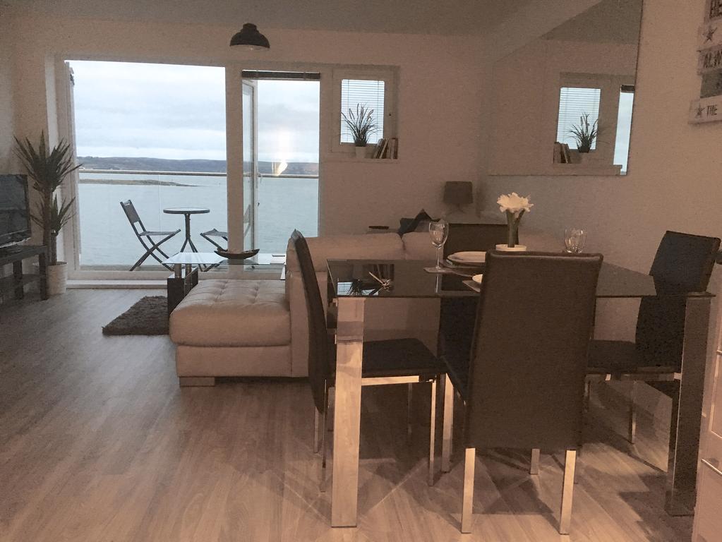 Traeth Bychan Apartment Λανέλι Εξωτερικό φωτογραφία